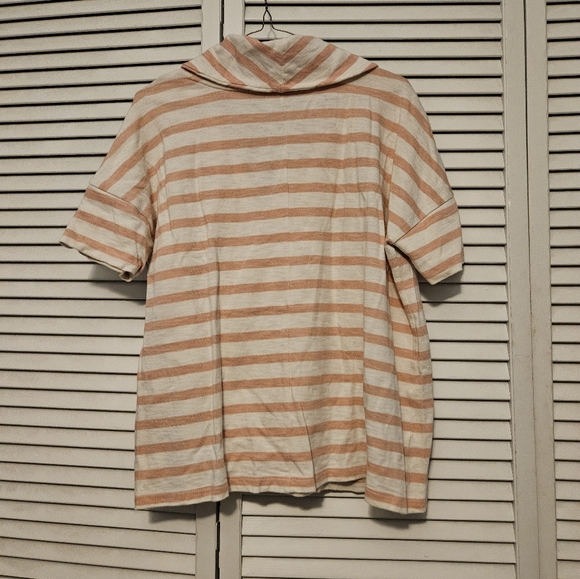 LOFT top - Picture 2 of 8